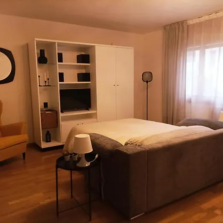 Alba I Apartment